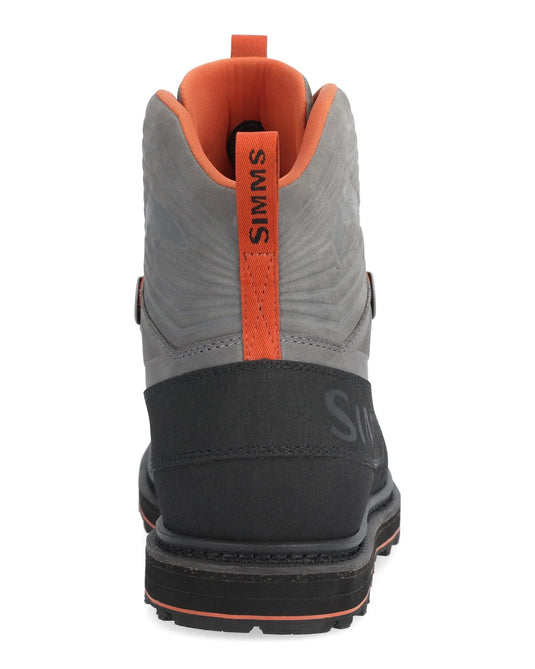 Men’s guide boot heel view in dark gray with orange collar lining and black sole