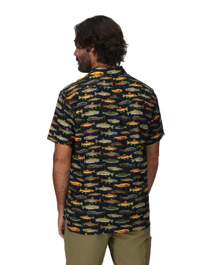 Men's short-sleeve fish-print shirt, back view with all-over dark hatch pattern