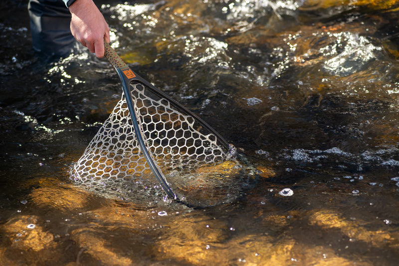 Load image into Gallery viewer, Fishpond Nomad Hand Net
