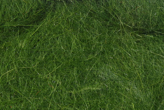 Dubbing fibers in deep green, fine and fluffy