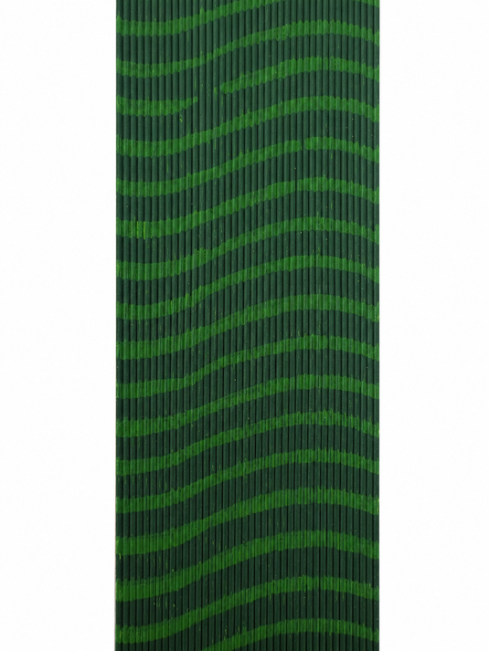 Barred round rubber strip in dark green with black stripe wavy pattern, medium