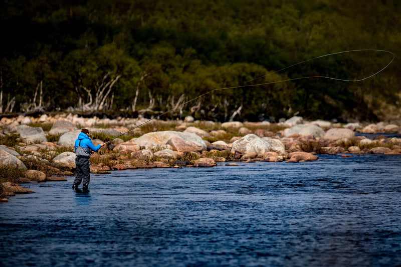 Load image into Gallery viewer, Loop Onka Jacket 2.0 water-blue hooded zip puffer jacket on person outdoors
