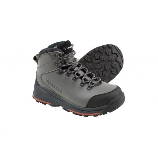 Women’s hiking boot in dark gray with lace-up front and rugged rubber tread sole