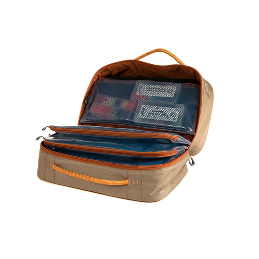 Fly tying kit organizer with clear mesh front pocket and multiple zip compartments